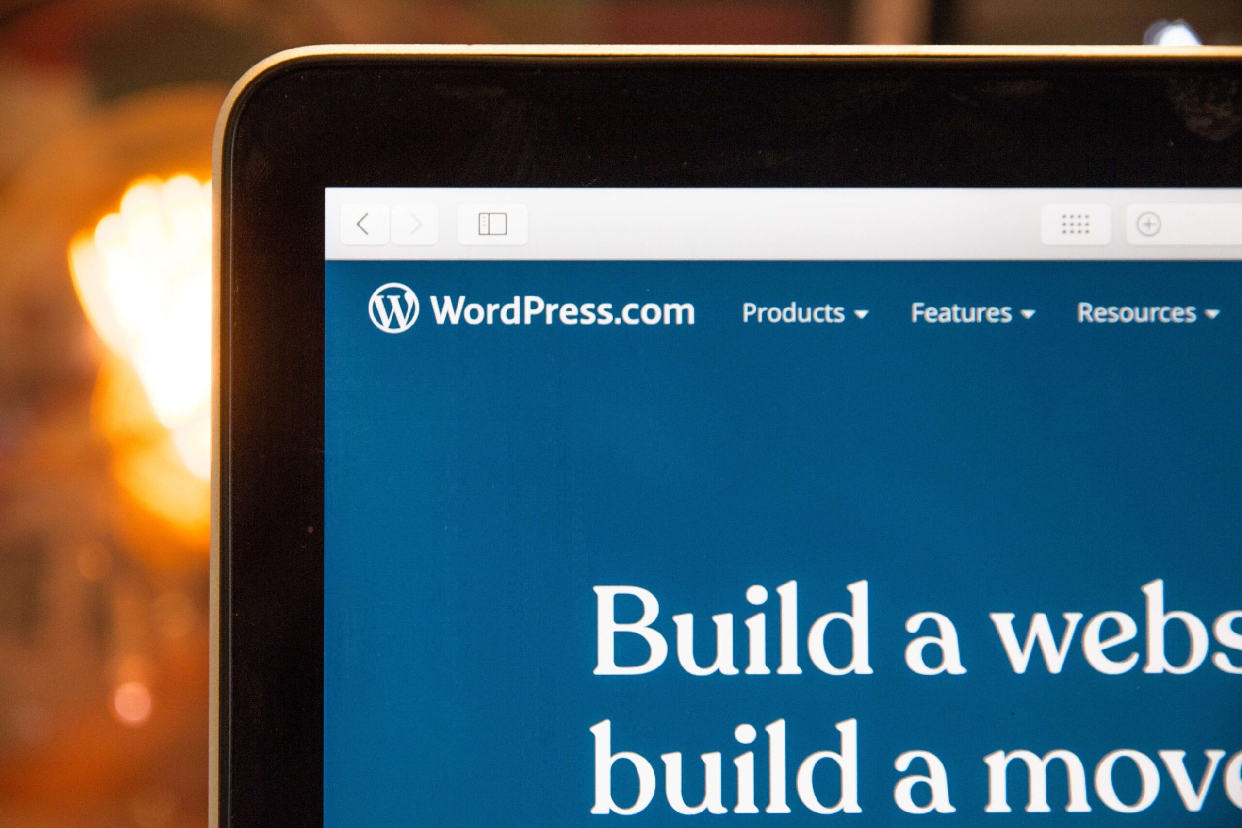 membuat website dengan wordpress